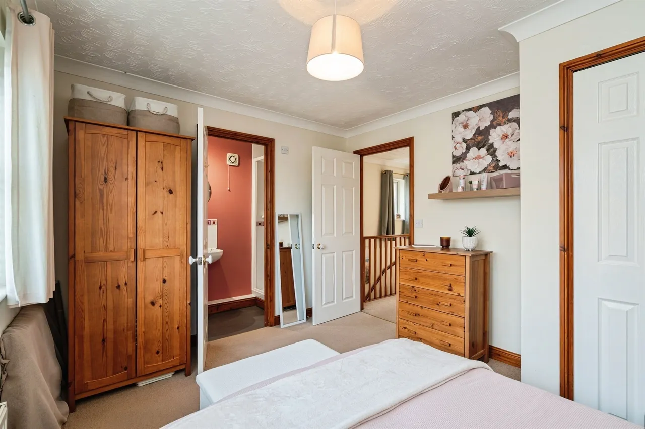 Seafields Drive, Hopton, NR31, photo 9