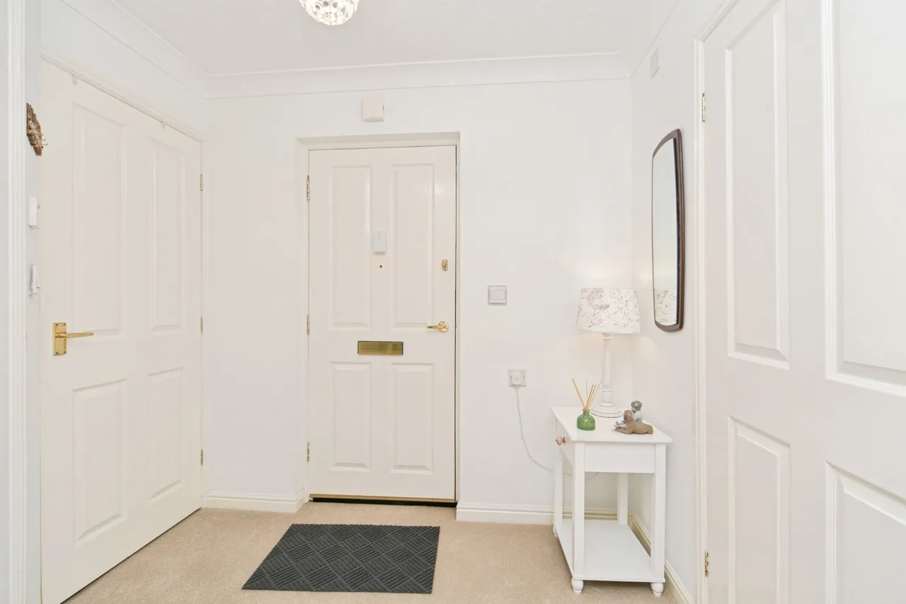 Coed Pella Road, Colwyn Bay, LL29, photo 11