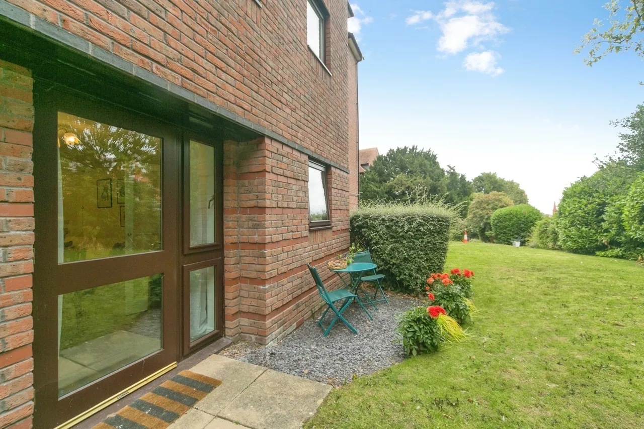 Coed Pella Road, Colwyn Bay, LL29, photo 7