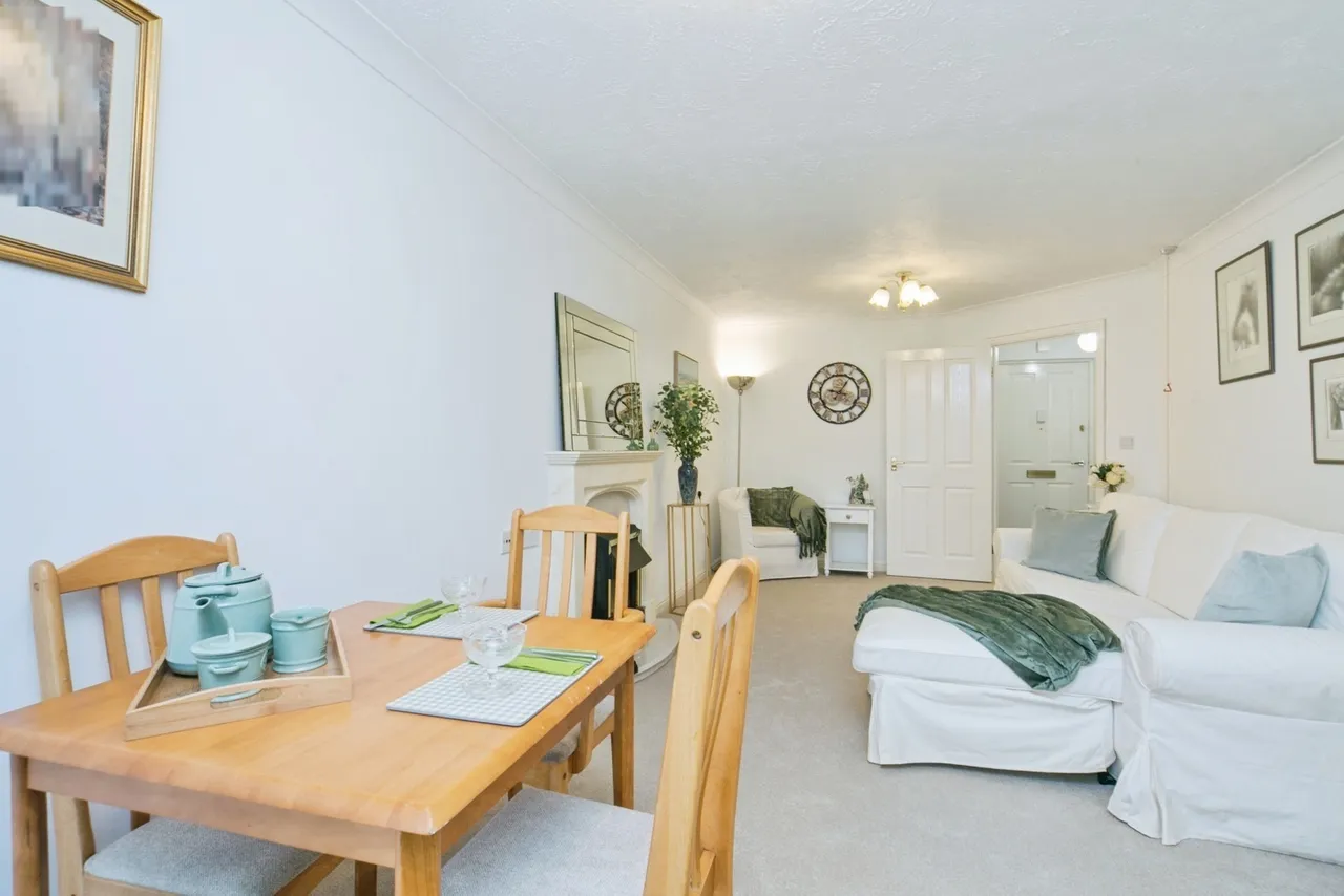 Coed Pella Road, Colwyn Bay, LL29, photo 5