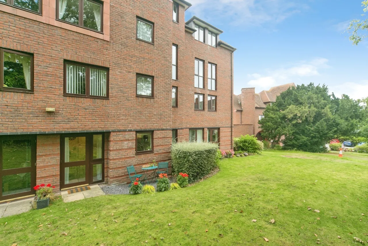 Coed Pella Road, Colwyn Bay, LL29, photo 15