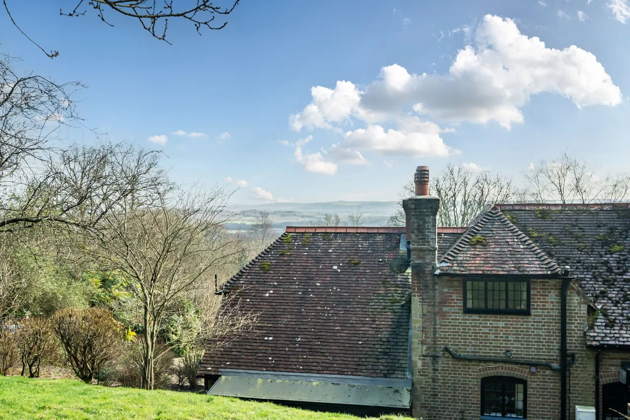 Blackdown, Haslemere, GU27, photo 17