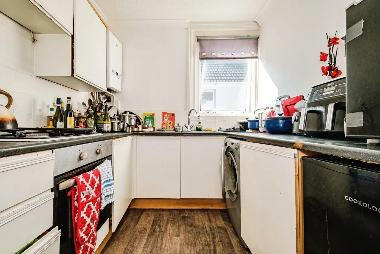 Alexandra Road, Worthing, BN11, photo 2