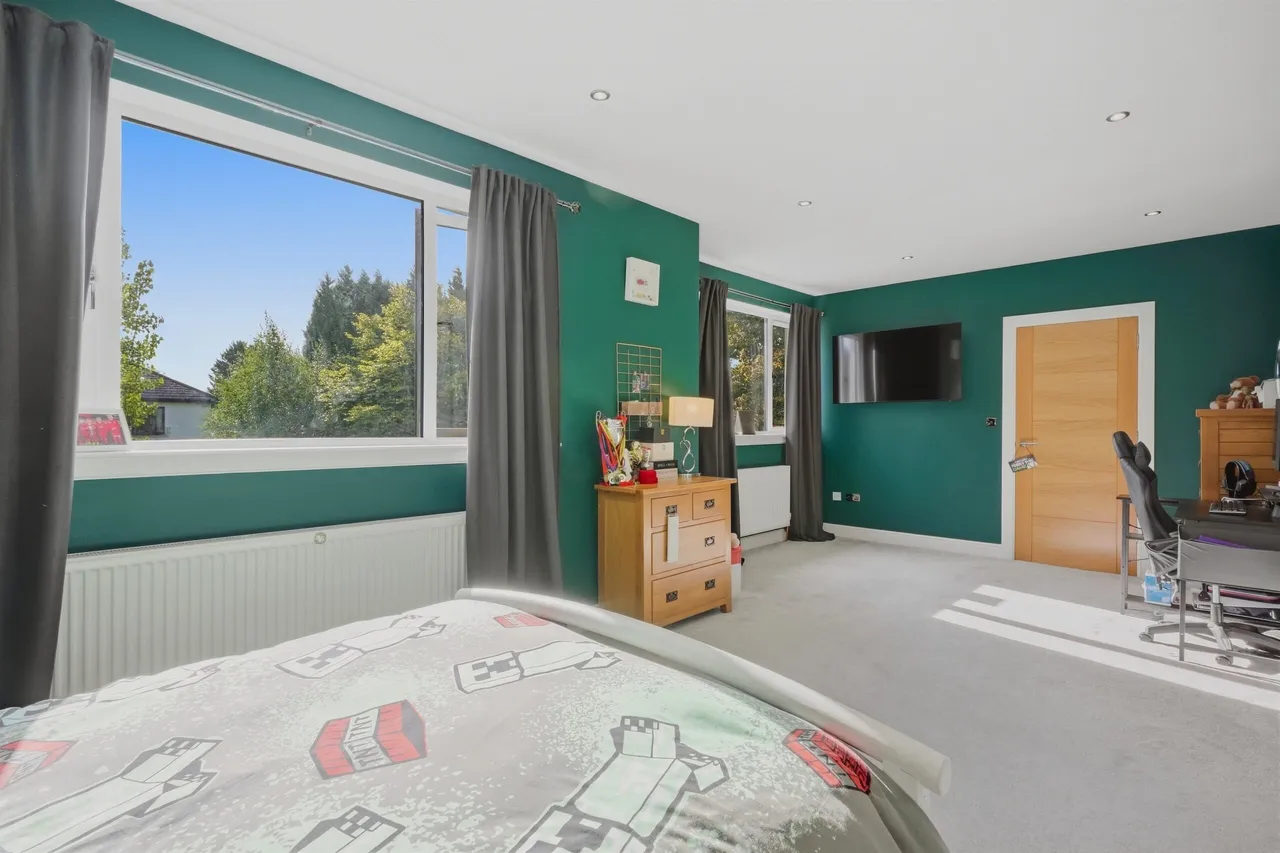 Sunningdale Avenue, Newton Mearns, photo 18