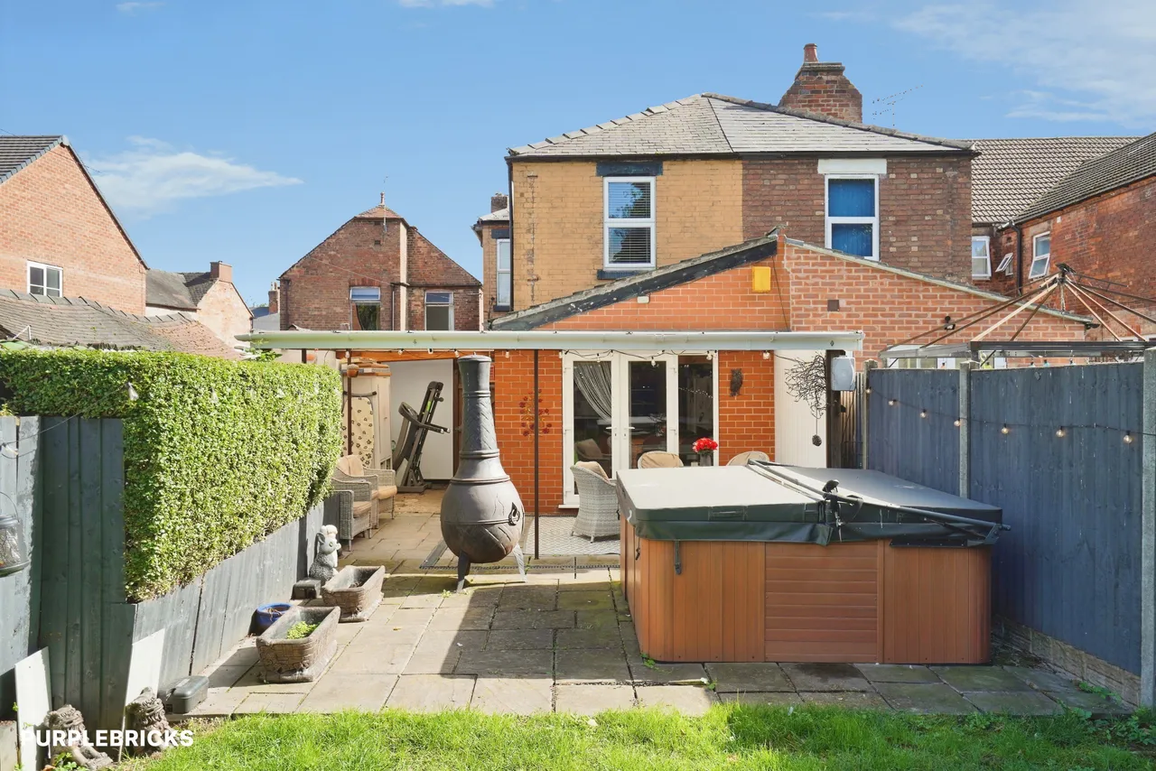 Main Street, Burton-On-Trent, DE15, photo 19