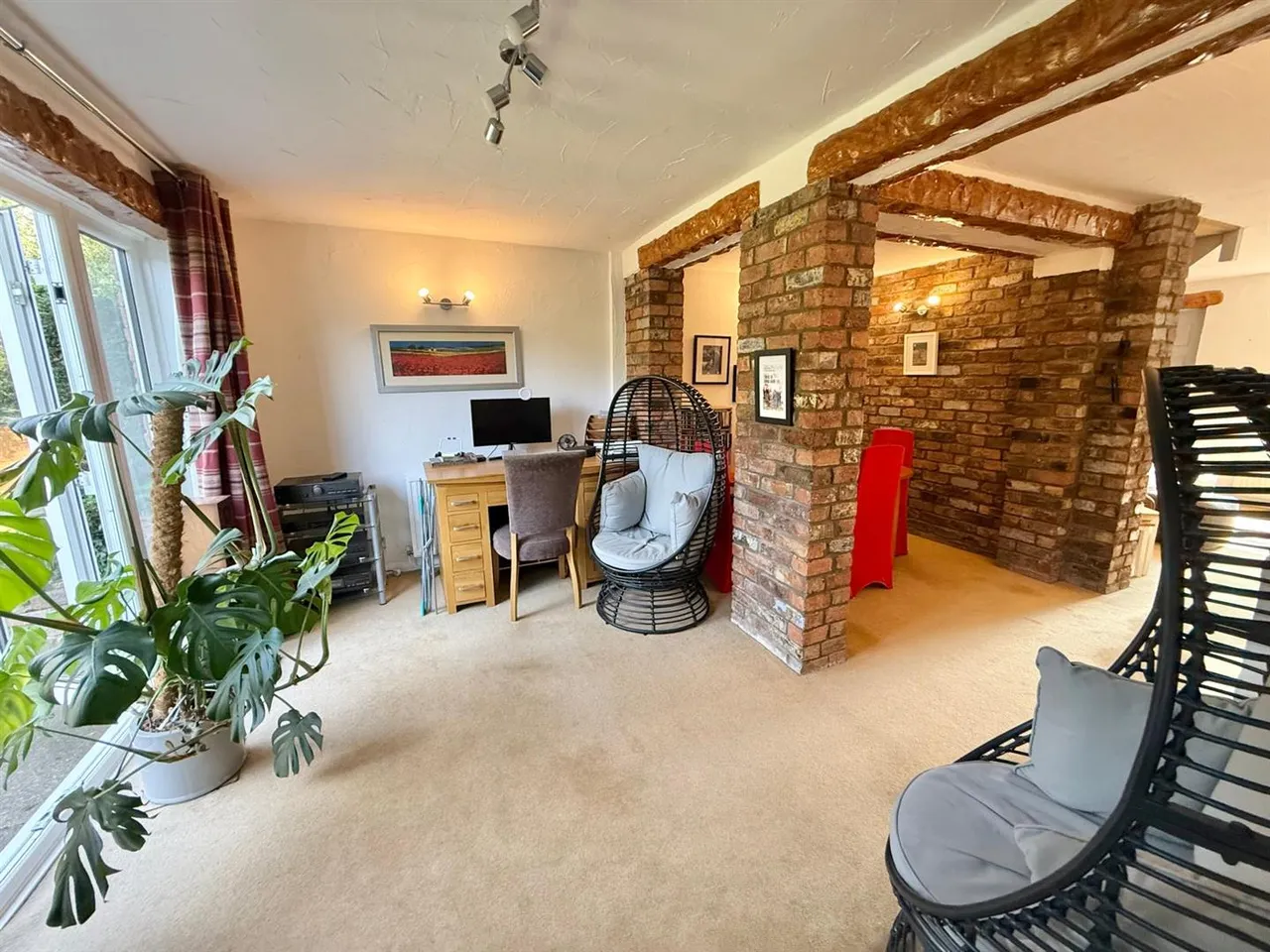 Hollins Road, Macclesfield, SK11, photo 6