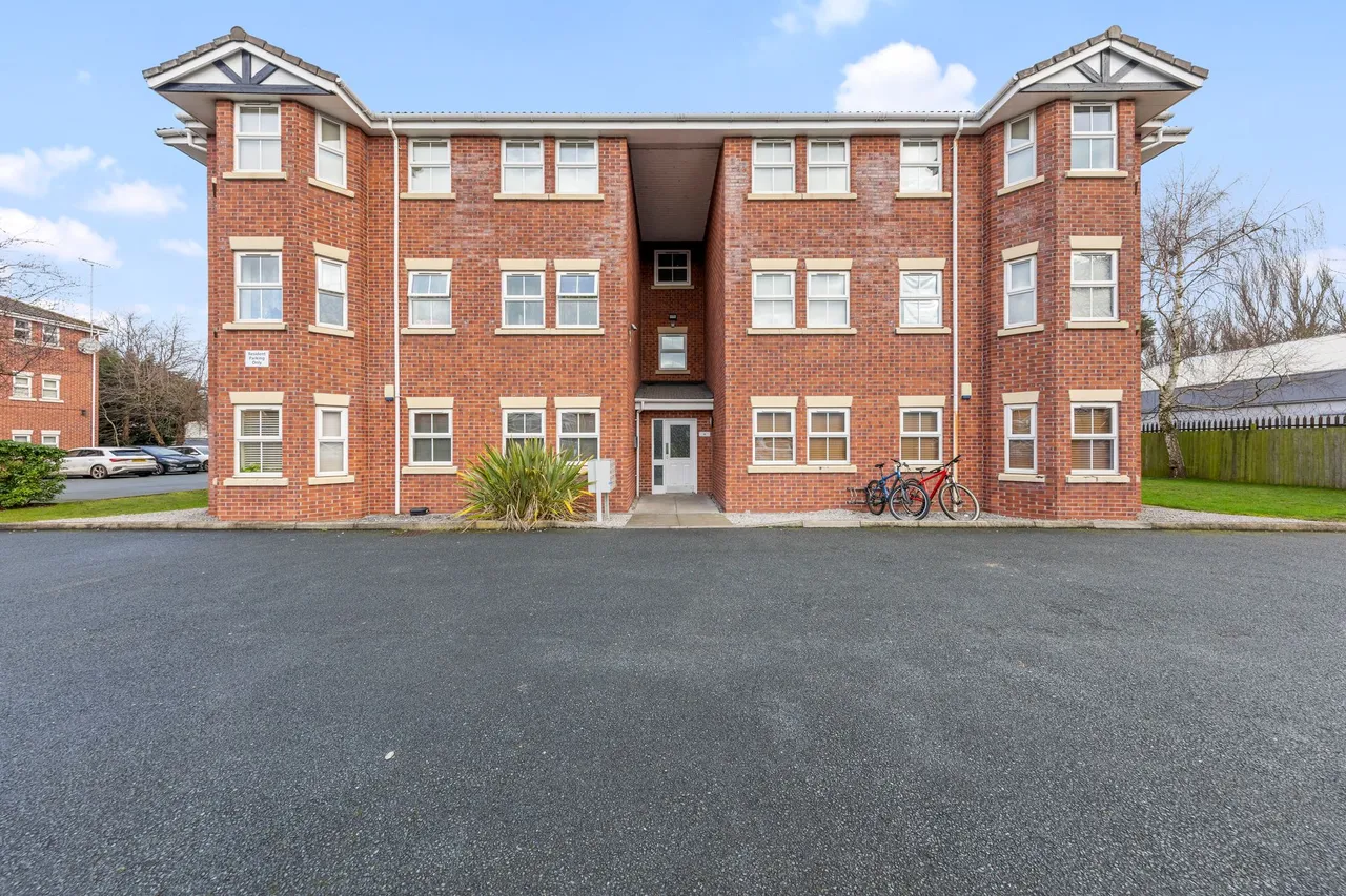 2 bed flat for sale — Ashfield Gardens, Warrington, Warrington, WA4 1PQ