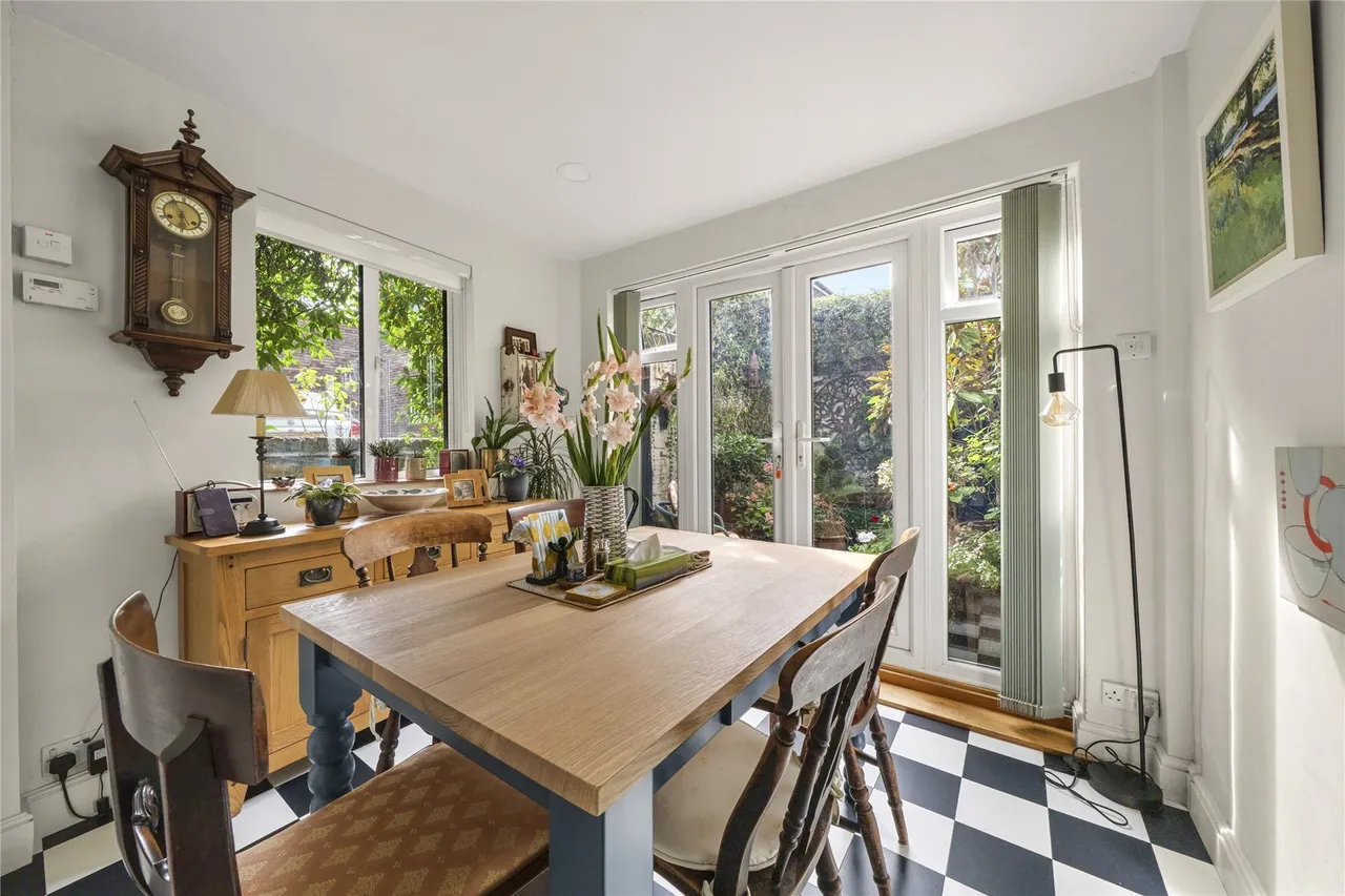 French Street, Sunbury-on-Thames, TW16, photo 7