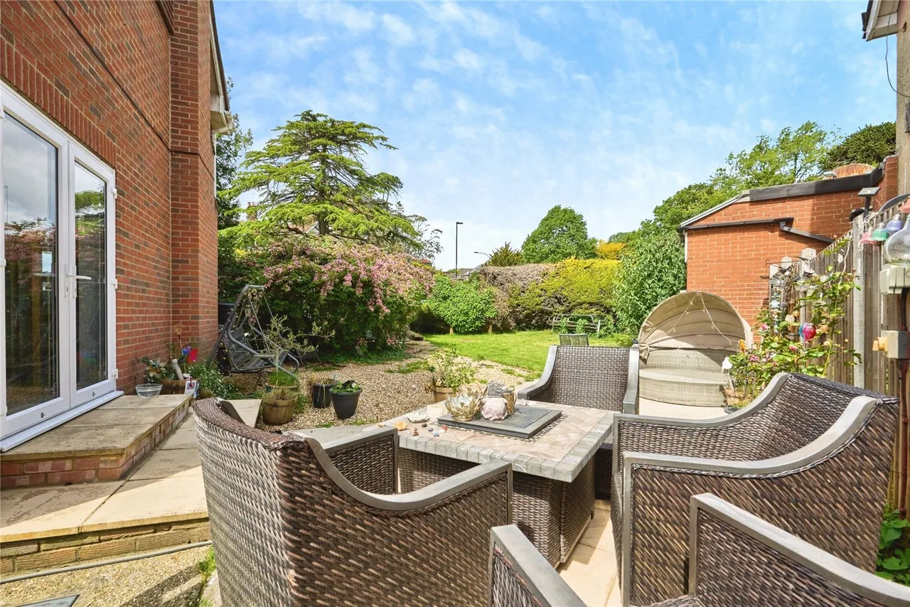 Station Road, Ryde, PO33, photo 6