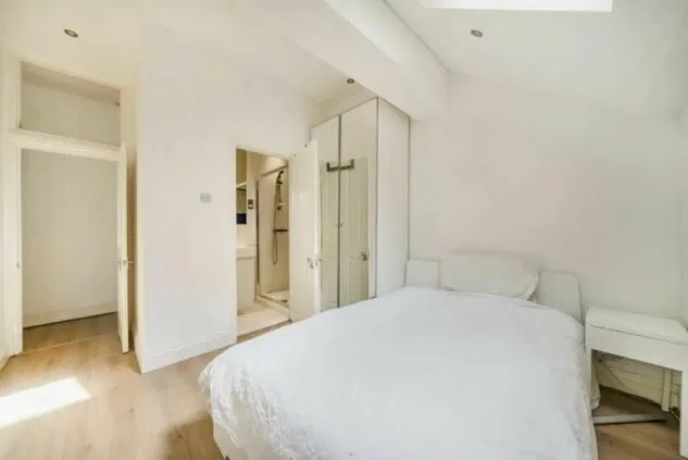 Silver Crescent, London, W4, photo 8