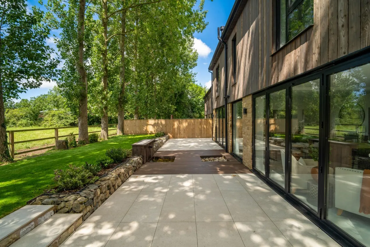 Fieldstone Gardens, Stalmine, FY6, photo 14