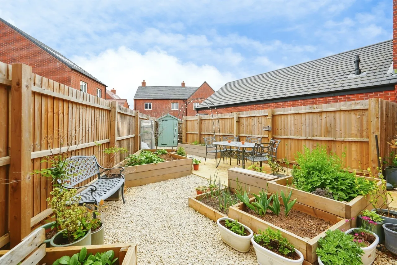 Viggers Drive, Banbury, OX16, photo 3
