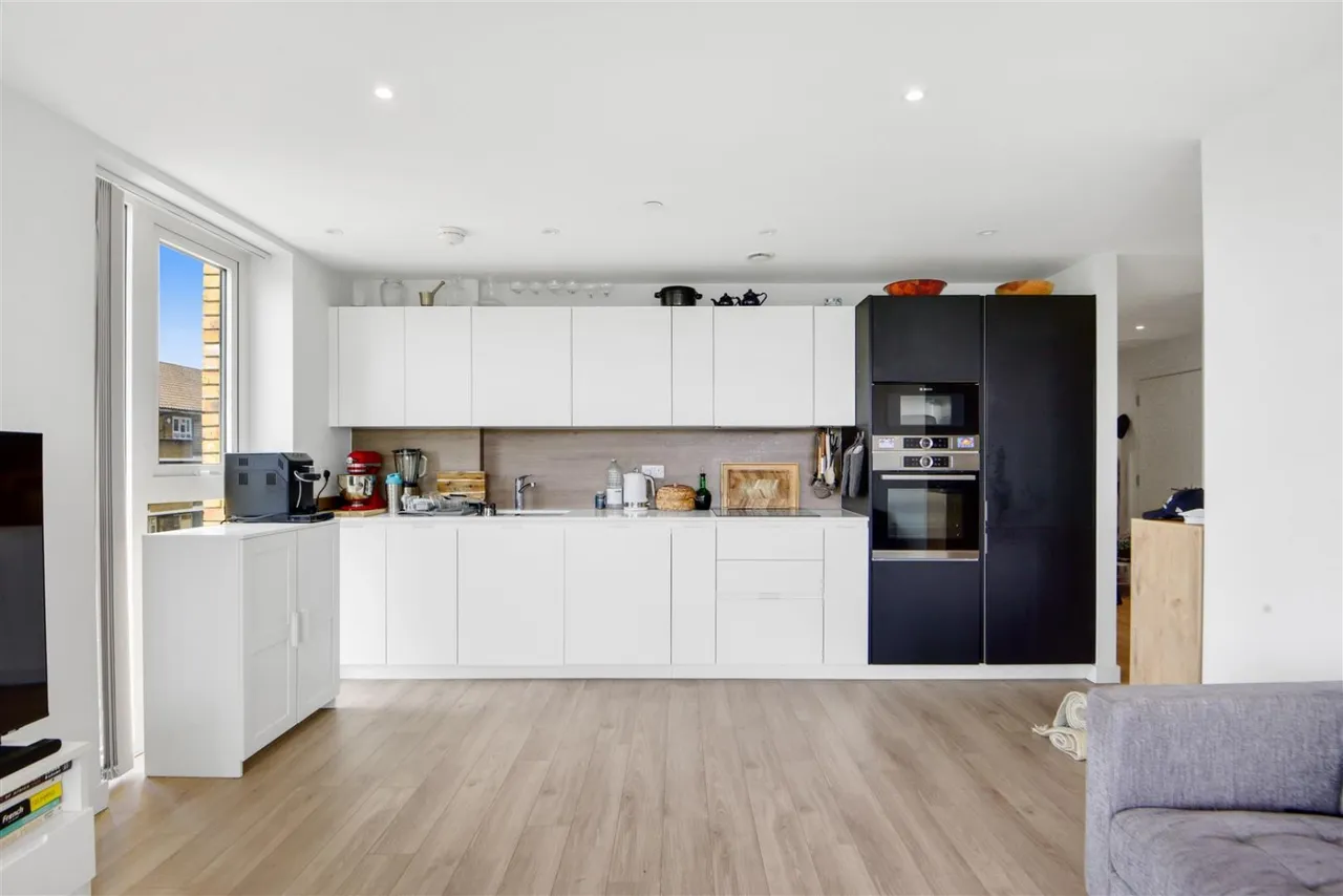 Newnton Close, London, N4, photo 4