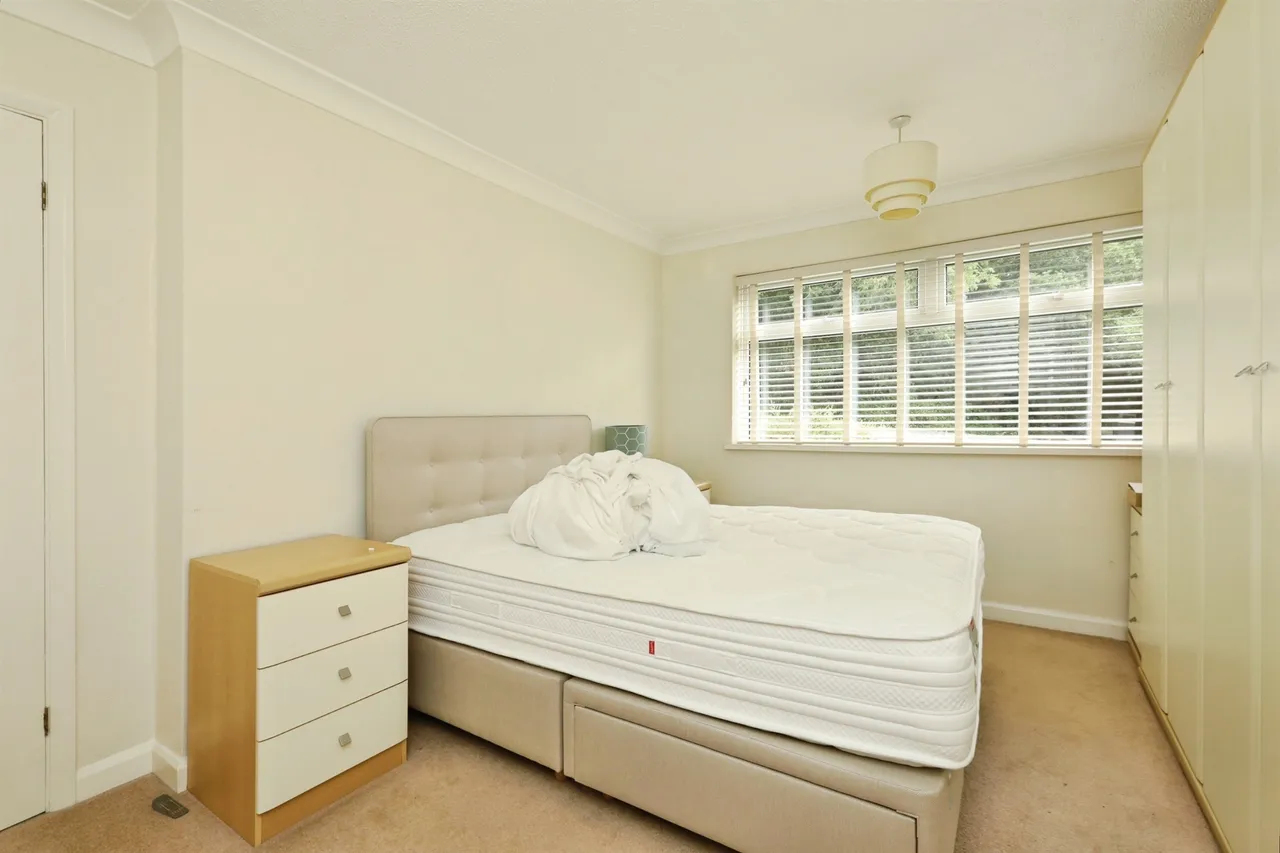 Church Lane, Aston, S26, photo 6