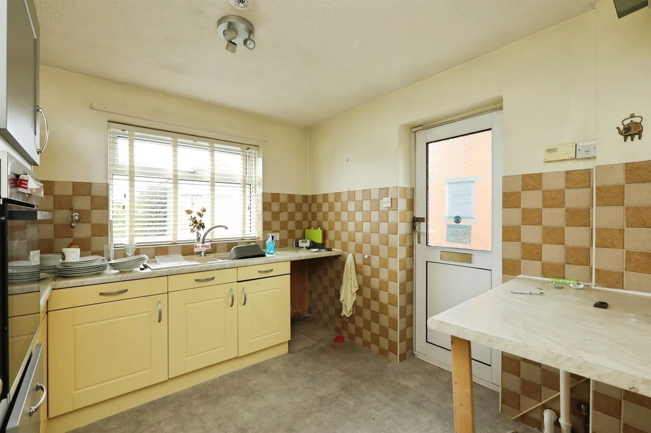Church Lane, Aston, S26, photo 4