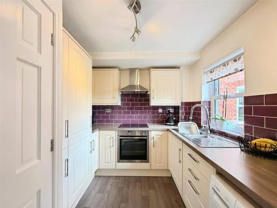 Bridge Street, Kenilworth, CV8, photo 7