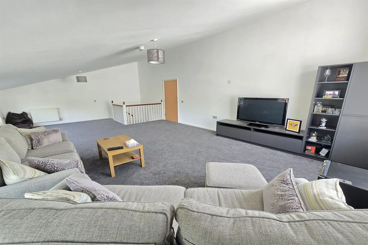 Romana Square, Altrincham, photo 5