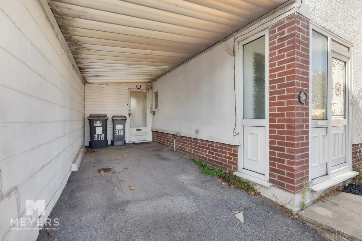 Iford Lane, Bournemouth, BH6, photo 25