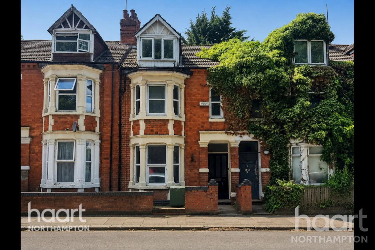 5 bed house to rent, Northampton, NN2