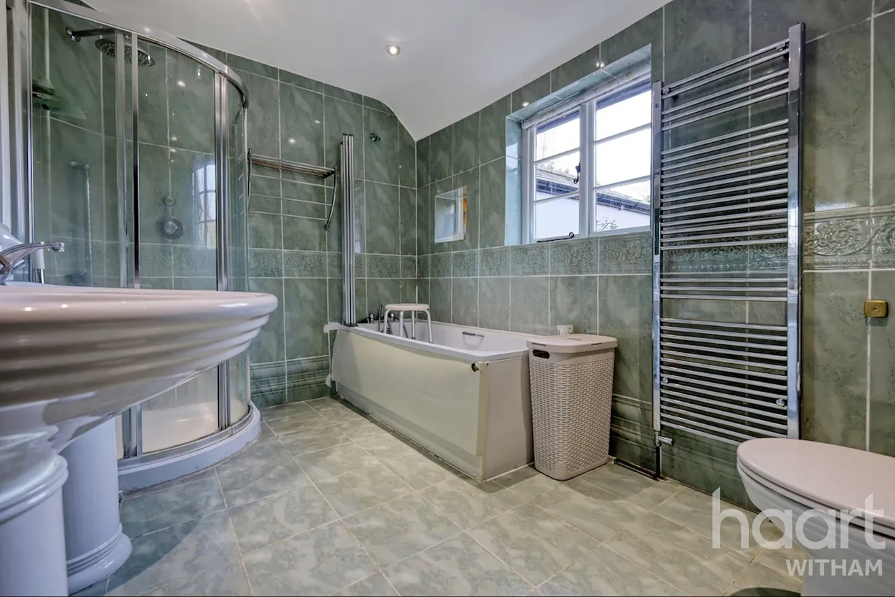 High Street, Kelvedon, CO5, photo 8