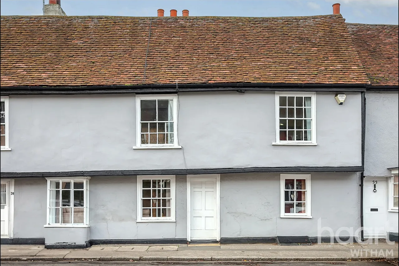 3 bed character property for sale, High Street, Kelvedon, CO5