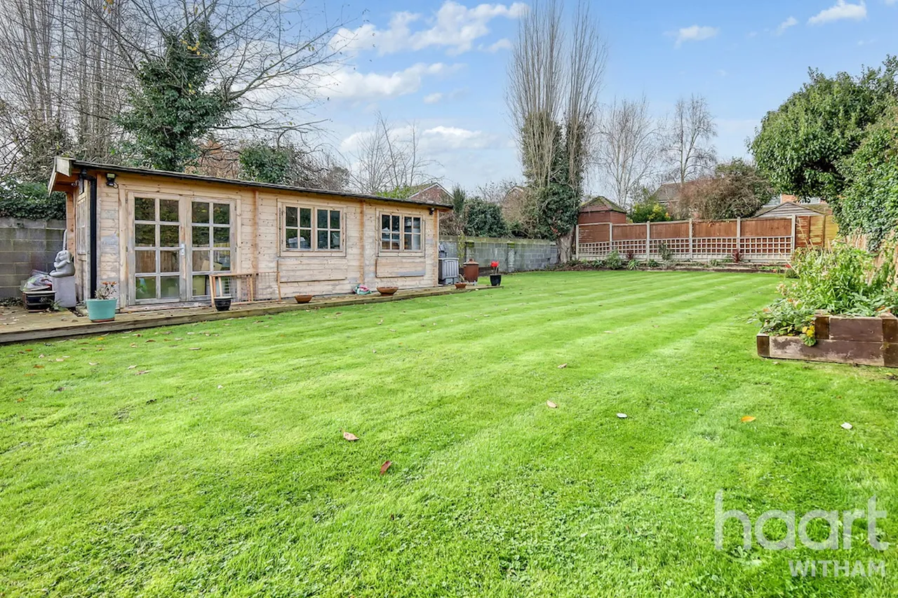 High Street, Kelvedon, CO5, photo 14
