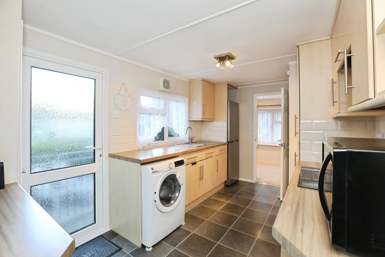 Partridge Place, Turners Hill Park, RH10, photo 10