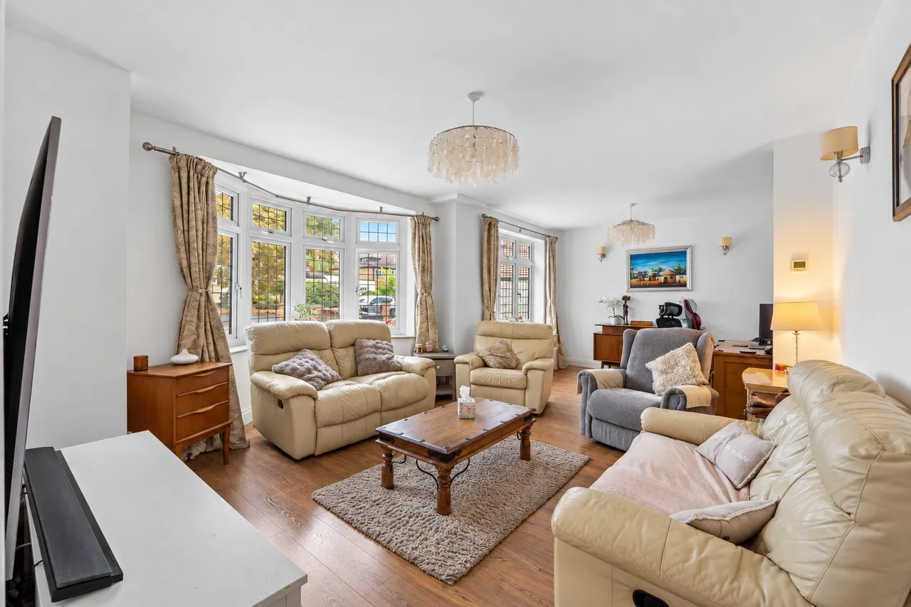 Chestnut Avenue, Epsom, KT19 0SZ, photo 6