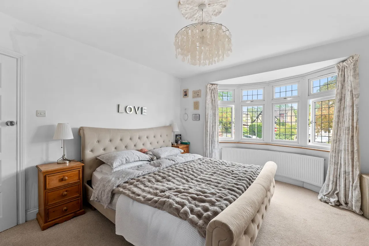 Chestnut Avenue, Epsom, KT19 0SZ, photo 9
