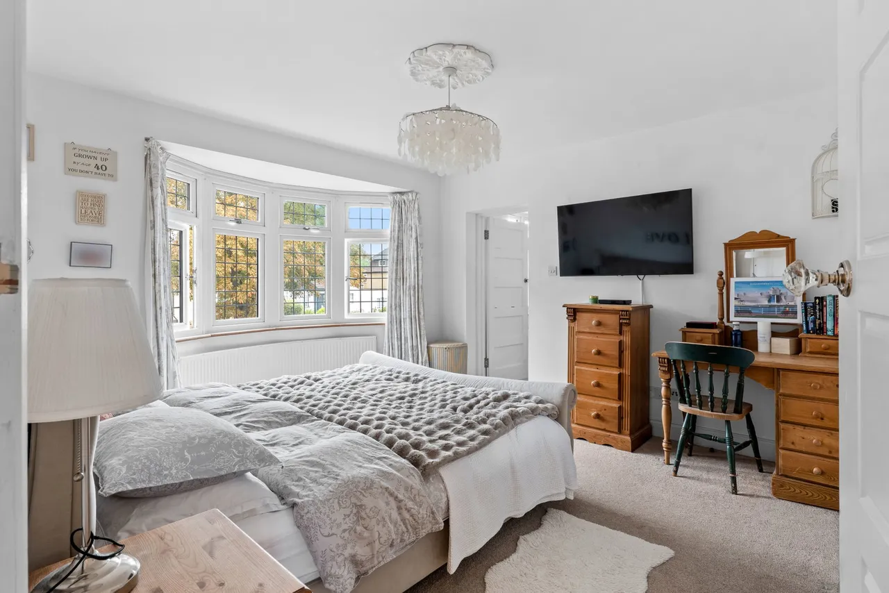 Chestnut Avenue, Epsom, KT19 0SZ, photo 10