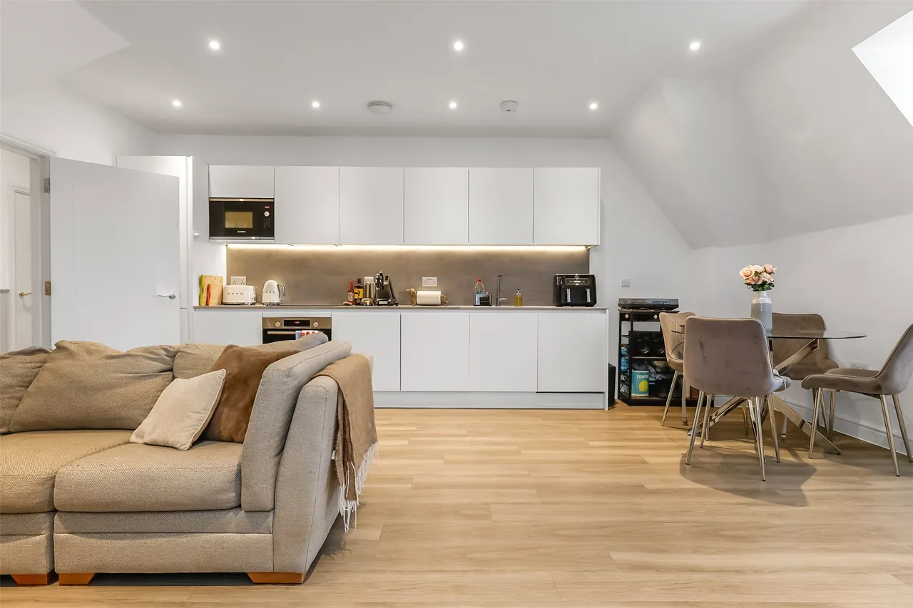 Hatchlands Road, Redhill, RH1, photo 2