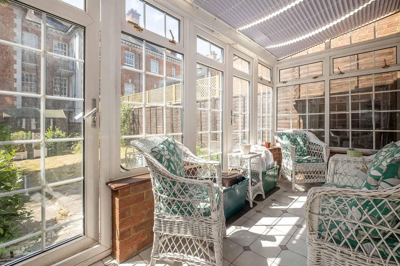 Pine Grove, London, SW19, photo 6