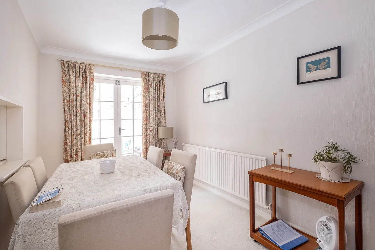Pine Grove, London, SW19, photo 4