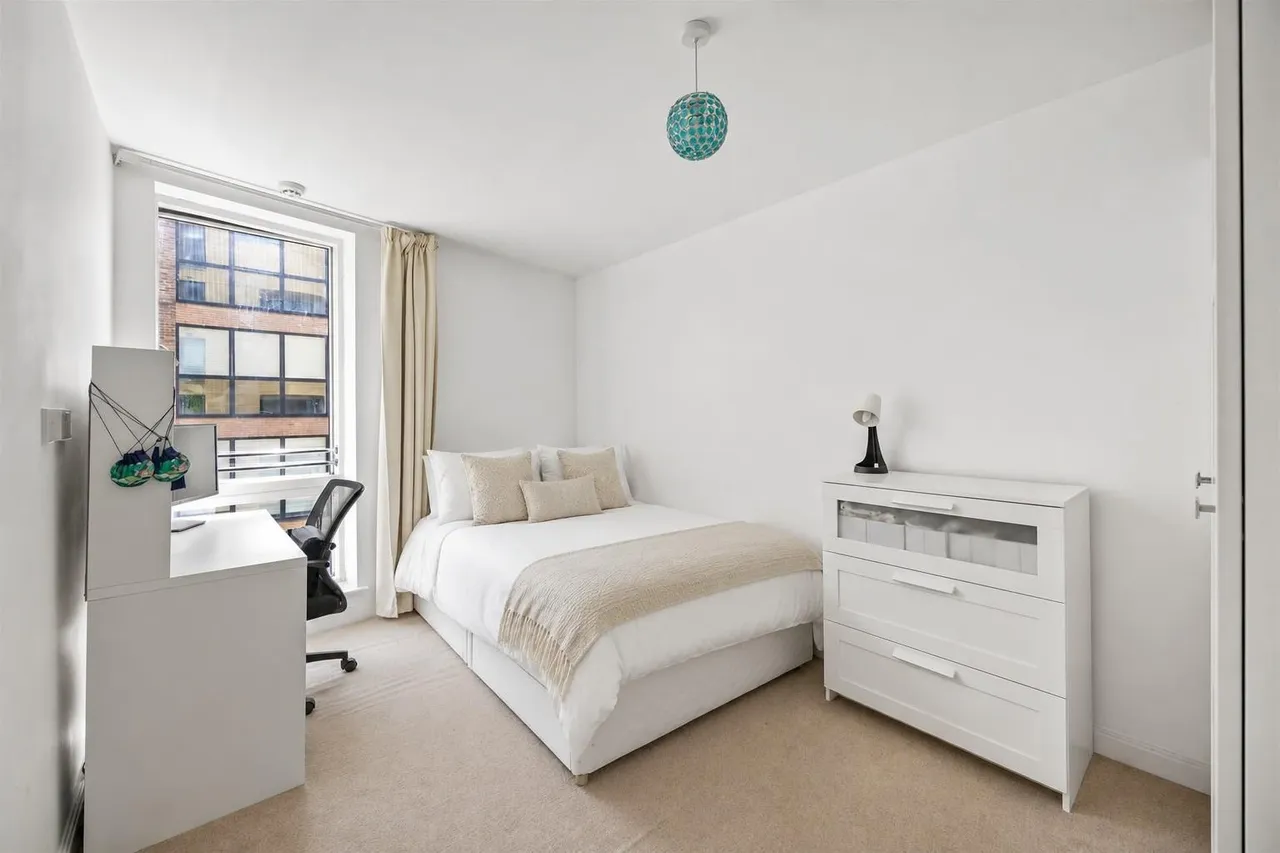Banister Road, London W10 4AG, photo 6