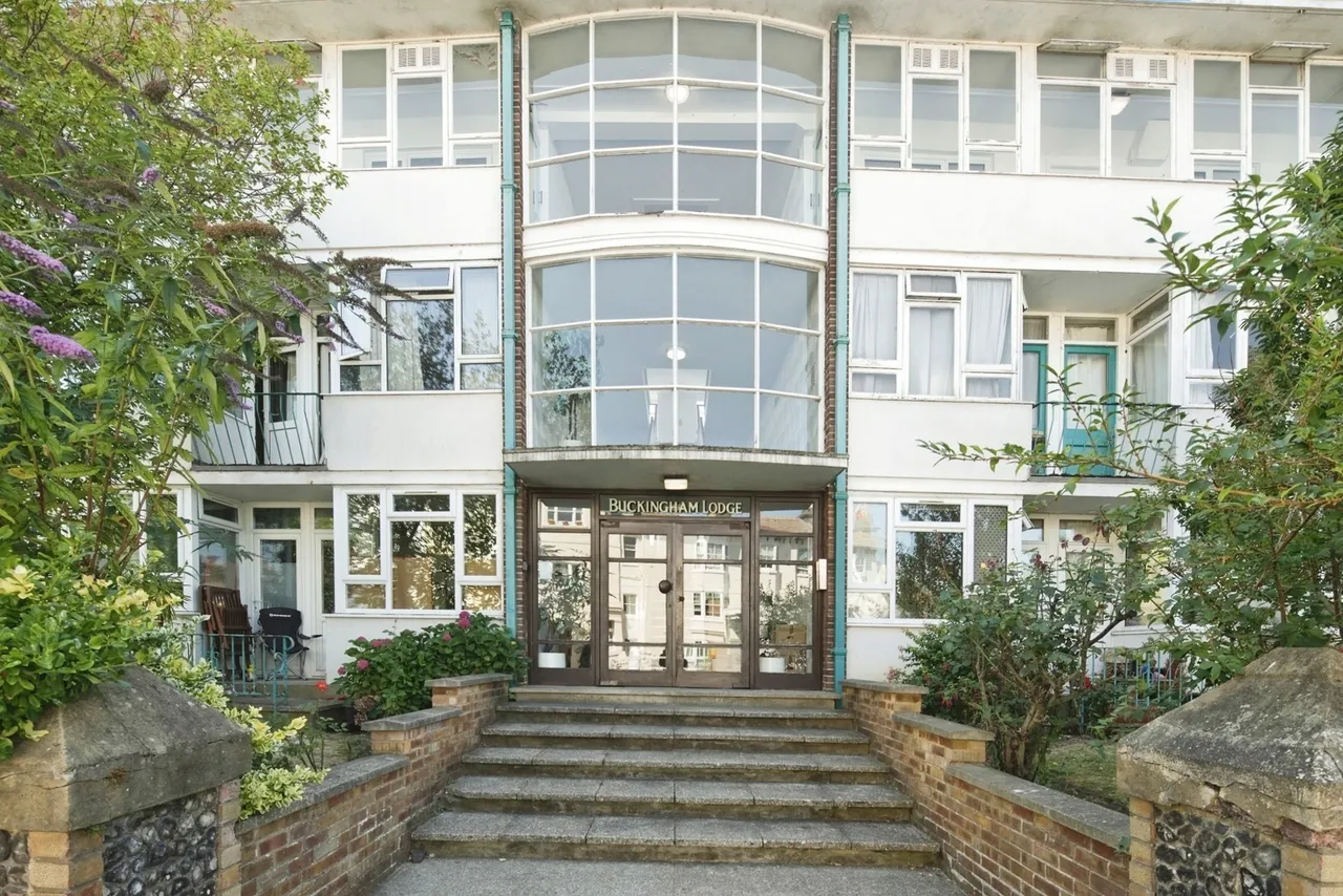2 bed flat for sale, Buckingham Place, Brighton, BN1