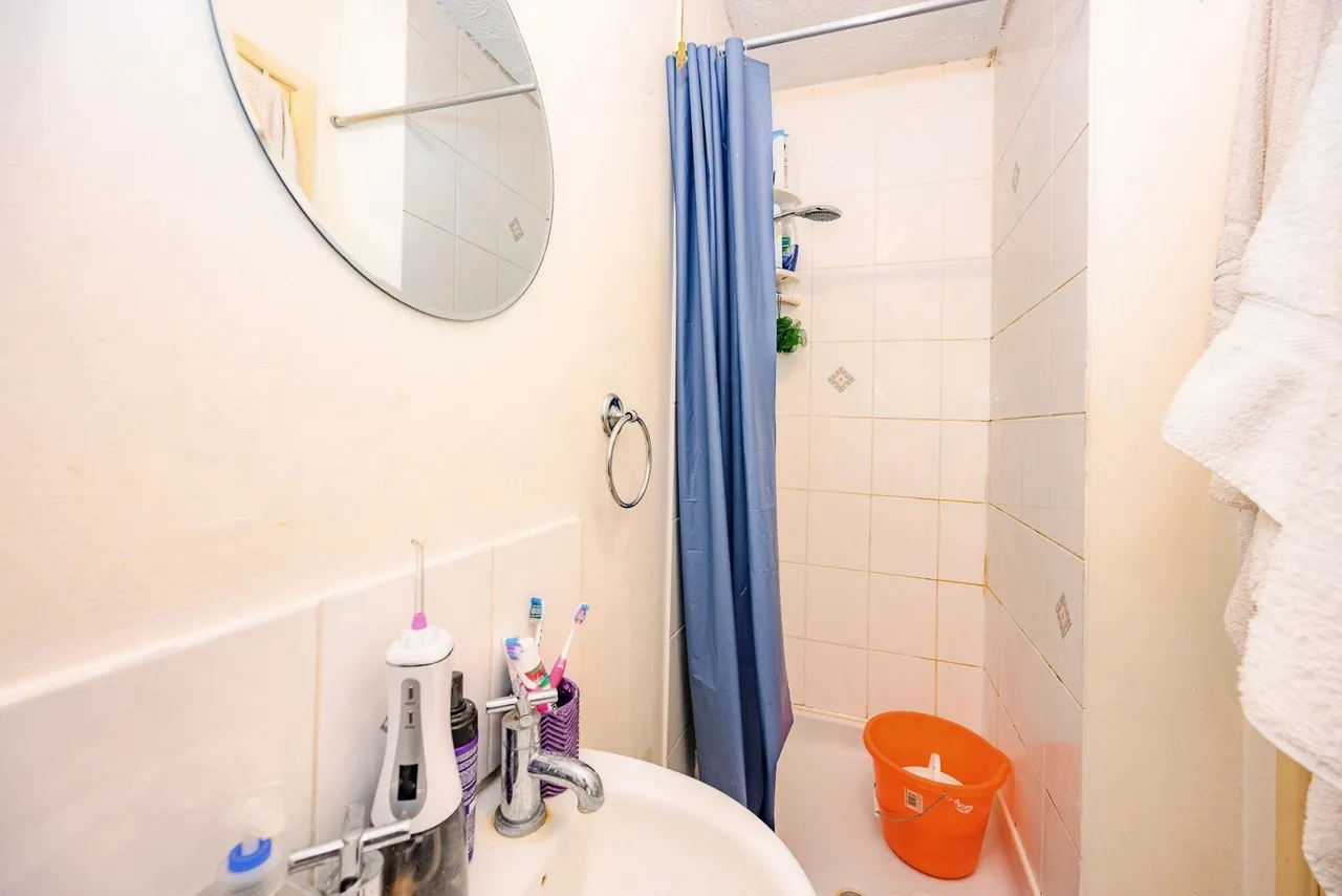 Simpson Close, LUTON, Bedfordshire, LU4, photo 4