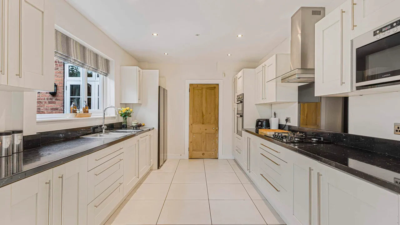 Belwell Lane, Sutton Coldfield, Sutton Coldfield, B74 4AL, photo 7