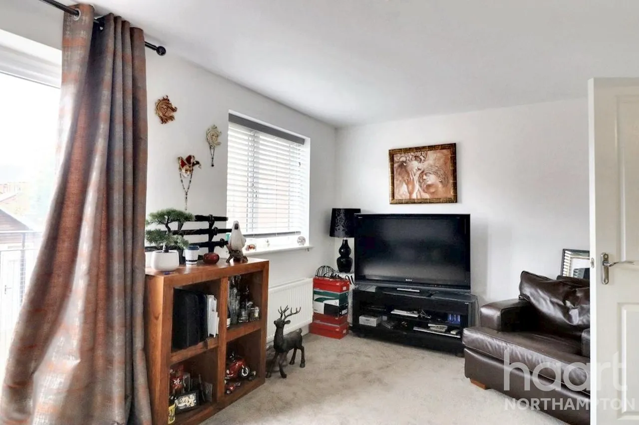 Hever Close, Northampton, NN5, photo 5