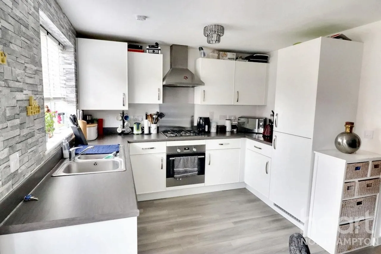 Hever Close, Northampton, NN5, photo 8