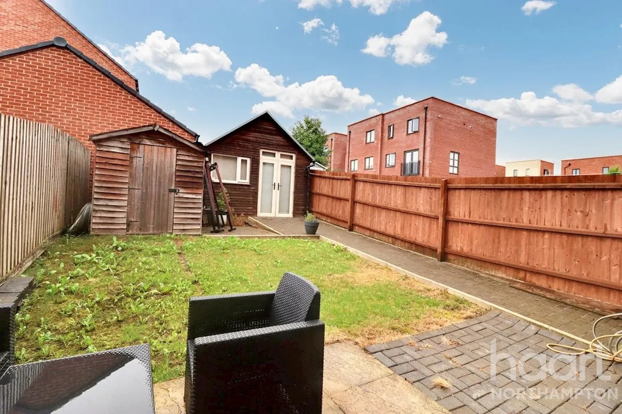 Hever Close, Northampton, NN5, photo 13