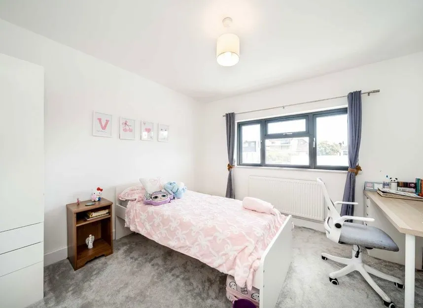 Cranbrook Drive, Twickenham, TW2, photo 7