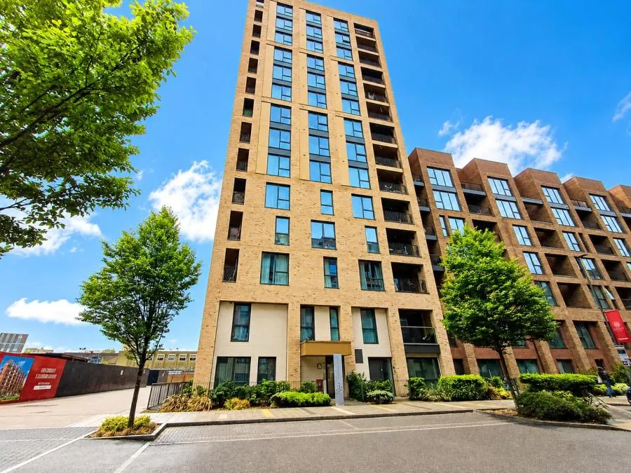 1 bed flat for sale, Lismore Boulevard, London, NW9