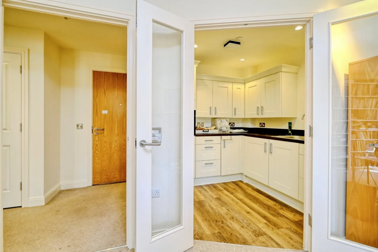 Garnier Drive, Bishopstoke, SO50, photo 4