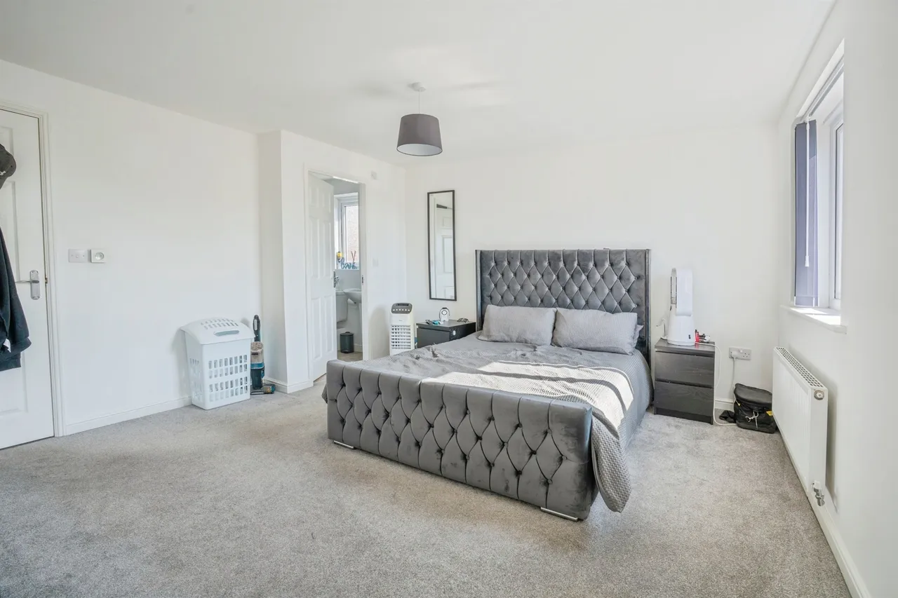 South Moor Drive, Goldthorpe, Rotherham, photo 11