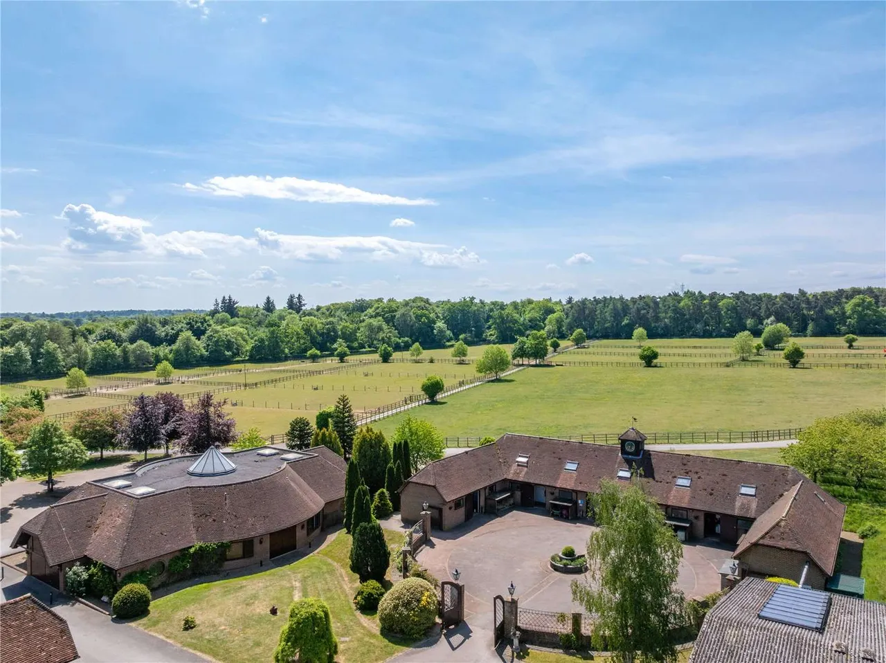 Hillfields Farm, Lower Basildon, Reading, Berkshire, RG8 9PE, photo 4