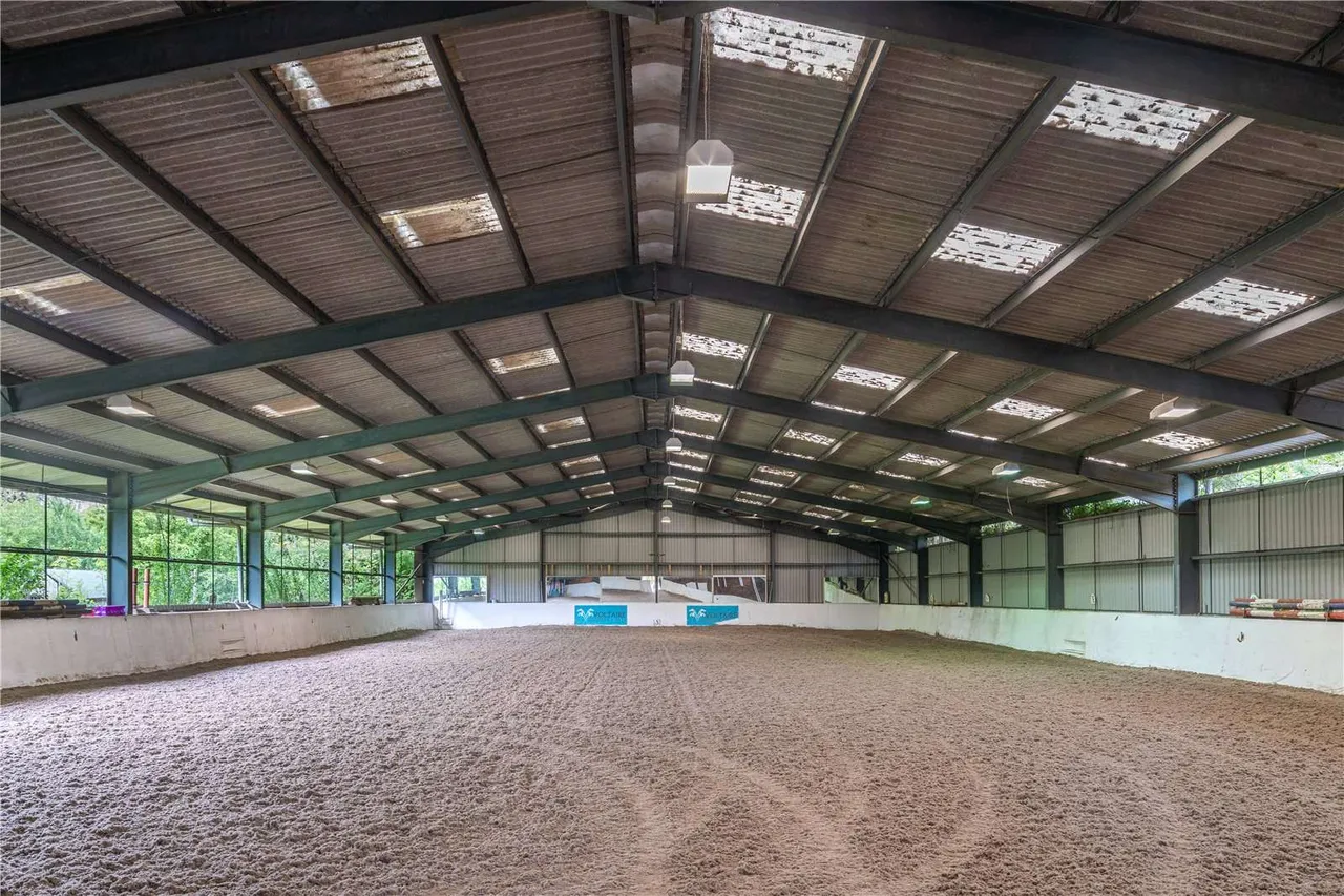 Hillfields Farm, Lower Basildon, Reading, Berkshire, RG8 9PE, photo 10