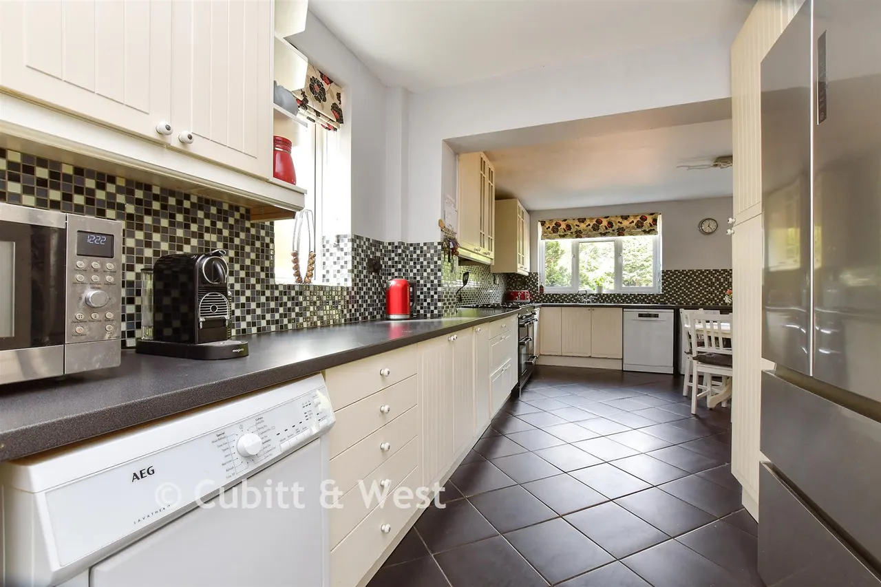 Grange Meadow, Banstead, SM7, photo 10