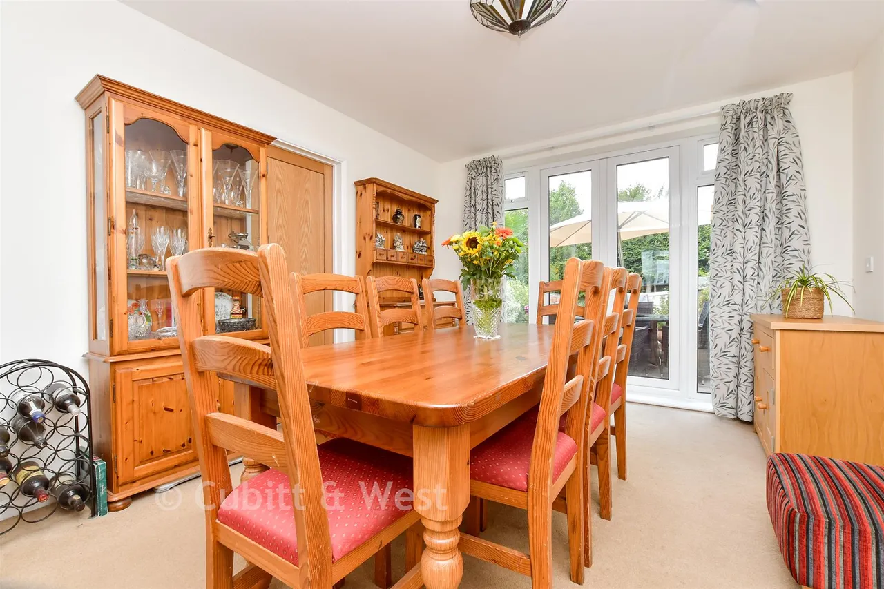 Grange Meadow, Banstead, SM7, photo 7