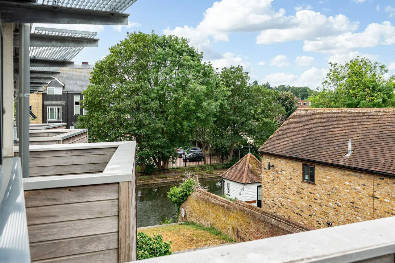 Swan Mews, High Street, Ware, SG12 9BF, photo 8