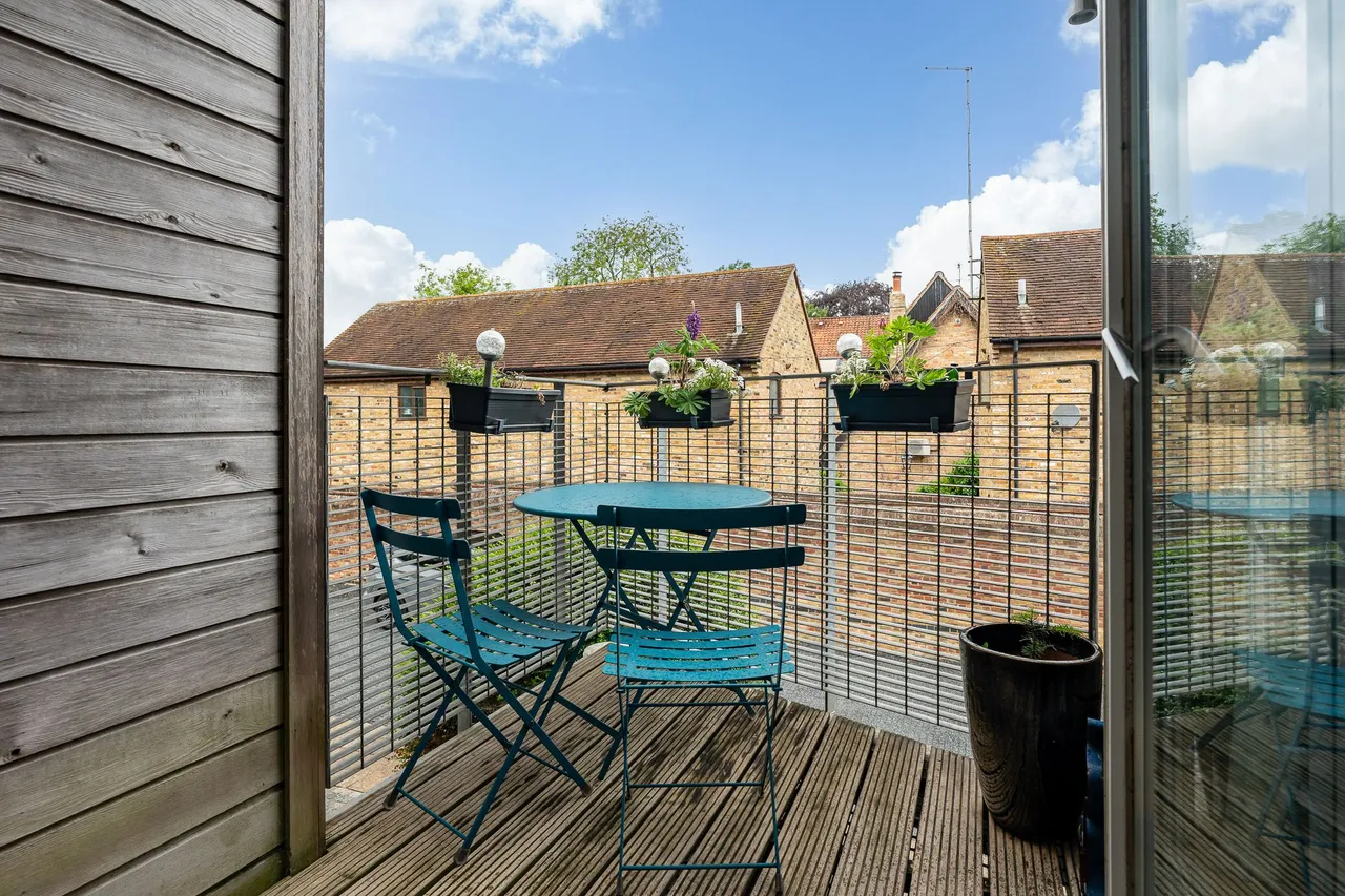 Swan Mews, High Street, Ware, SG12 9BF, photo 6